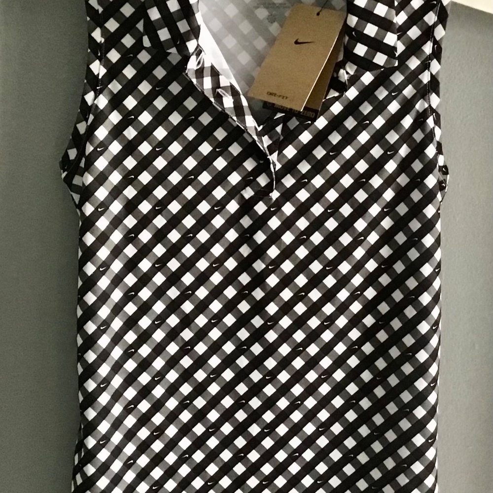 NWT~Nike Women’s Dri-Fit Sleeveless Golf Polo Shirt~Black and WhiteSize XS - Picture 8 of 14